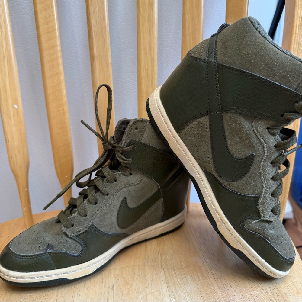 Nike Dunk Sky Hi Essential Hidden Wedge Heel 8